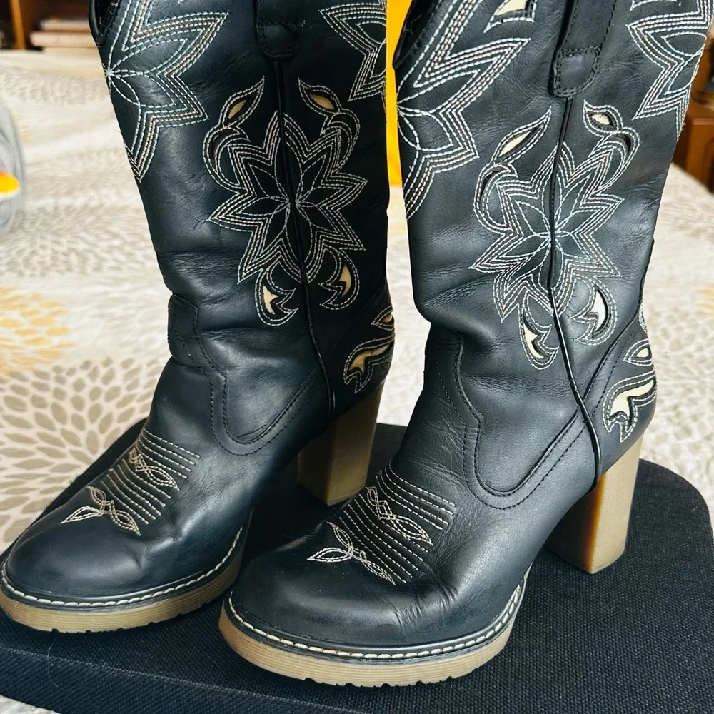 Roper Cowgirl Boots Women’s 6.5 Black Leather Heeled Western Embroidered - Picture 1 of 17